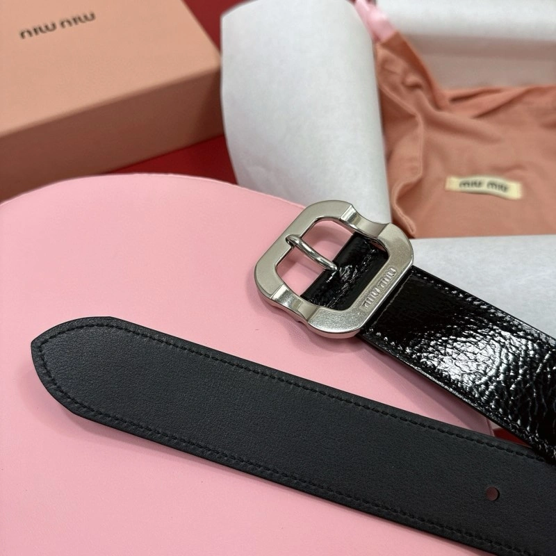 Trendsetting Miu Miu Belts 302311