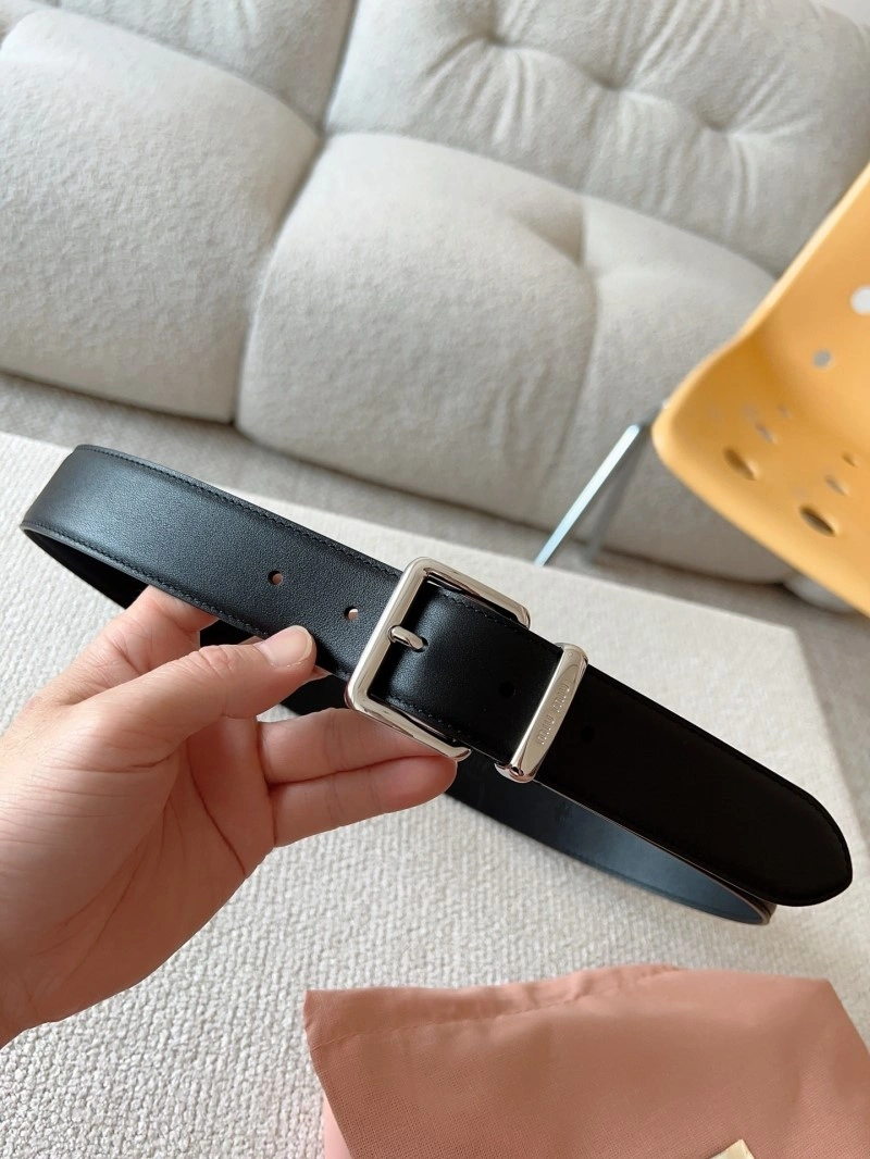 Miu Miu Belts Unisex 302290