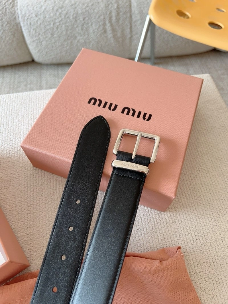 Miu Miu Belts Unisex 302290