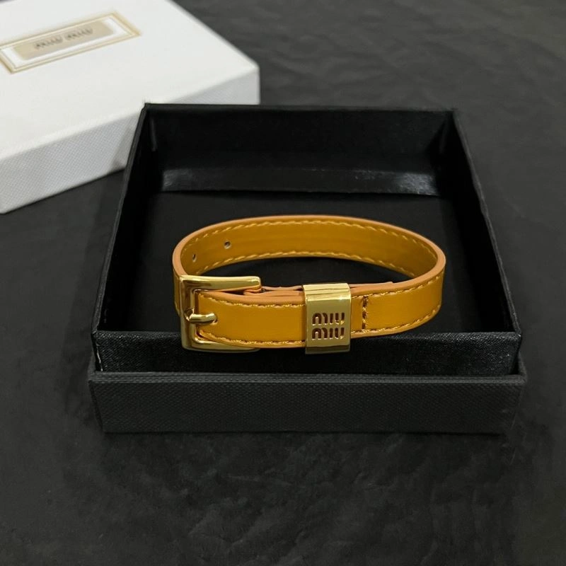 Miu Miu Bracelets Sophisticated 212899