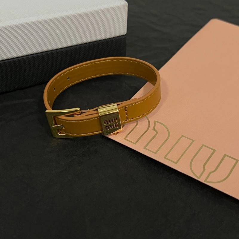 Miu Miu Bracelets Sophisticated 212899