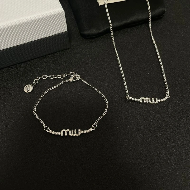 Miu Miu Bracelets AllSeason 212900