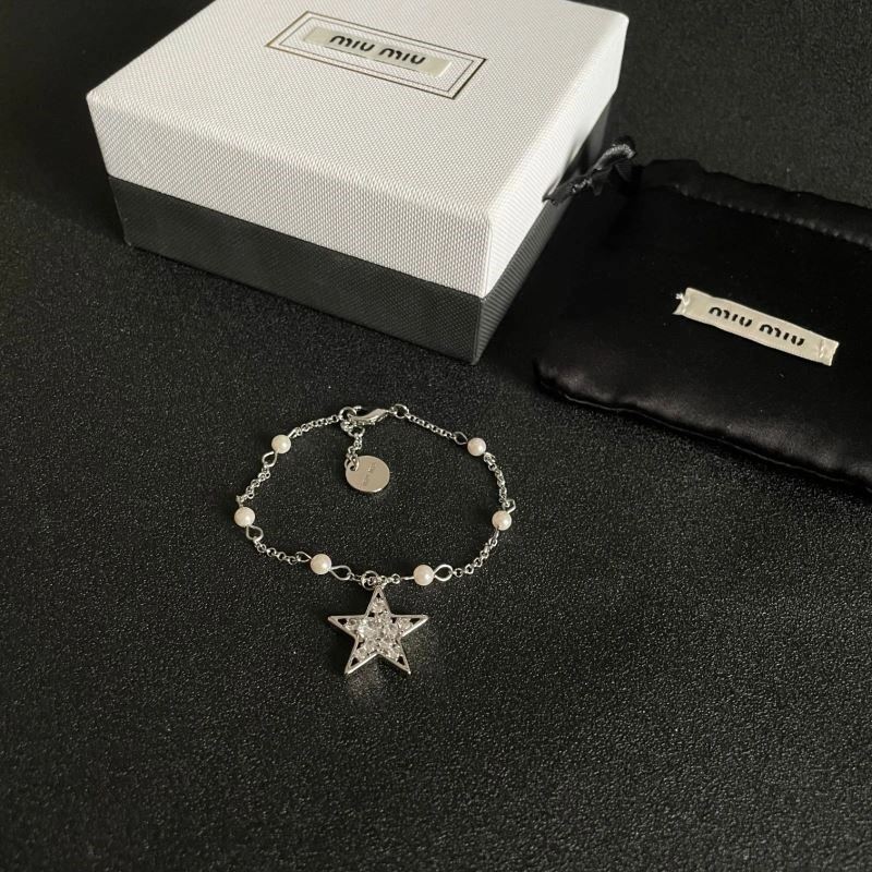 Miu Miu Bracelets Sleek 209730