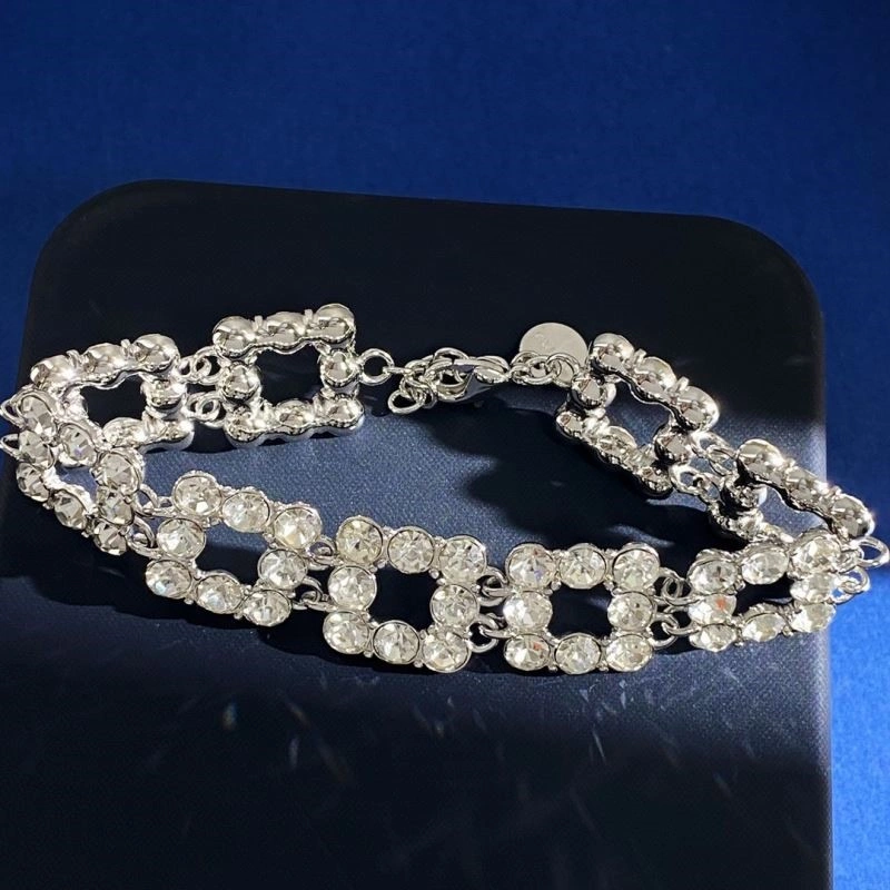 Cozy Miu Miu Bracelets 209734