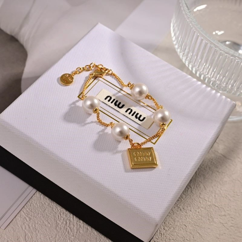 Attractive Miu Miu Bracelets 209231
