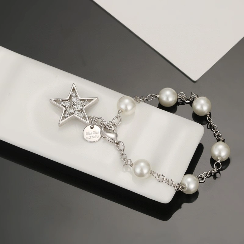 ZipUp Miu Miu Bracelets 208605