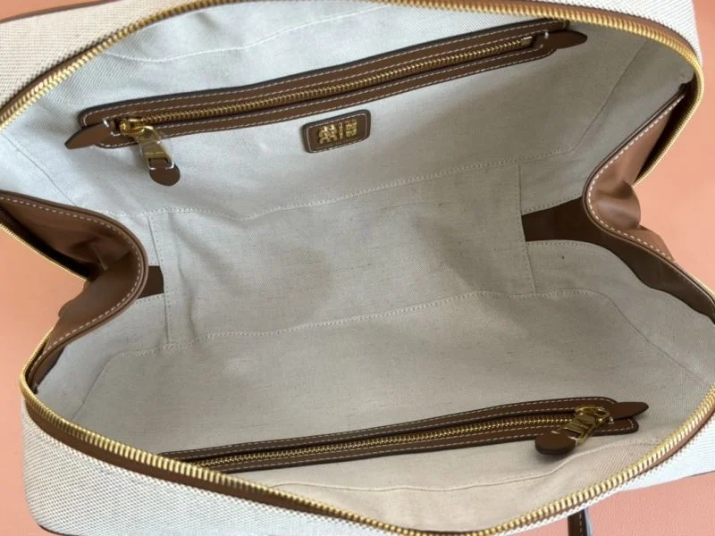 Stylish Miu Miu Briefcases 49132
