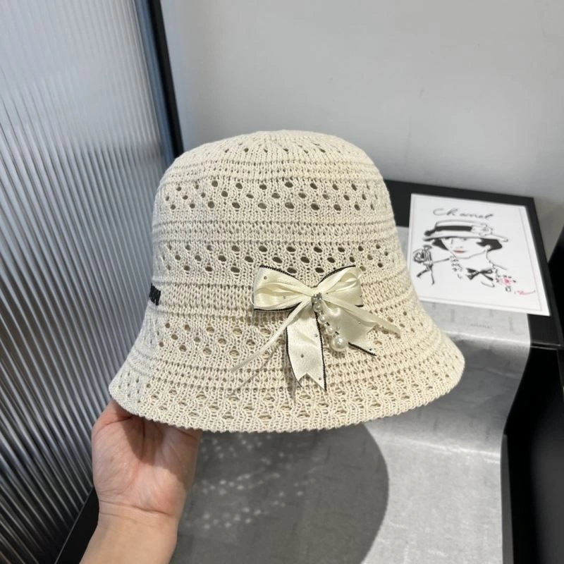 Chic Miu Miu Caps 261147