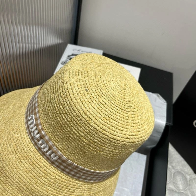 Miu Miu Caps Cozy 261140