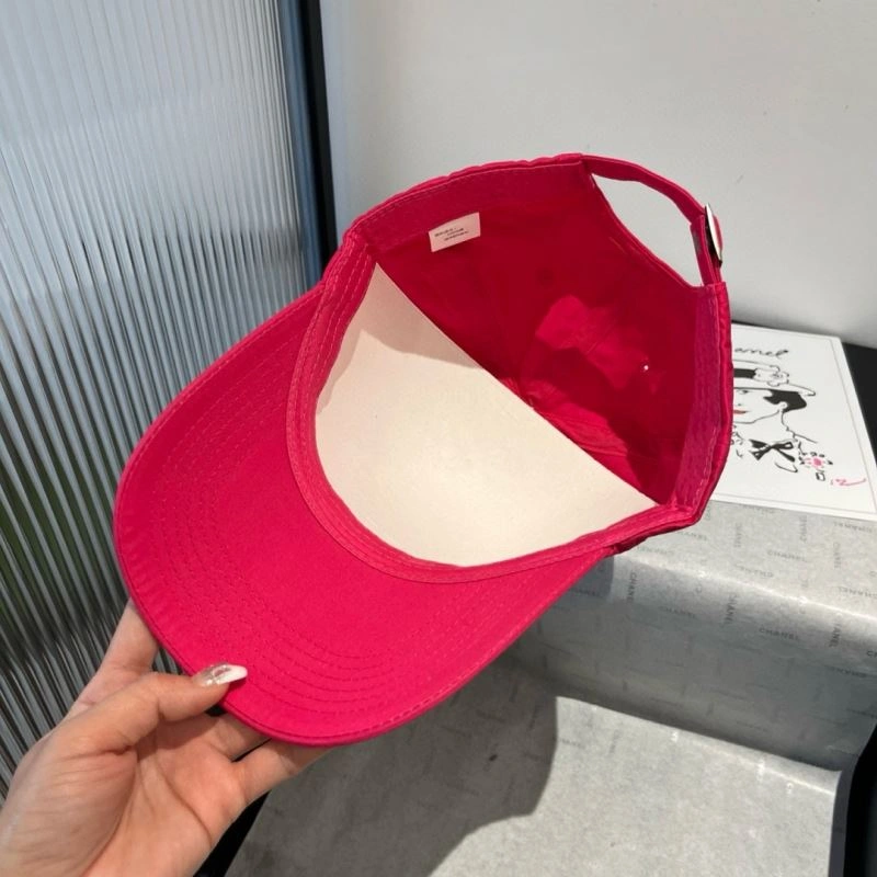 TechFriendly Miu Miu Caps 261133