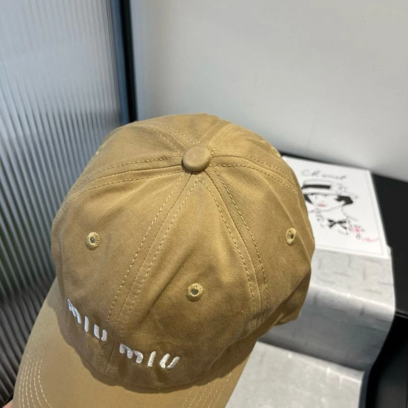 Miu Miu Caps EasyMatch 261132