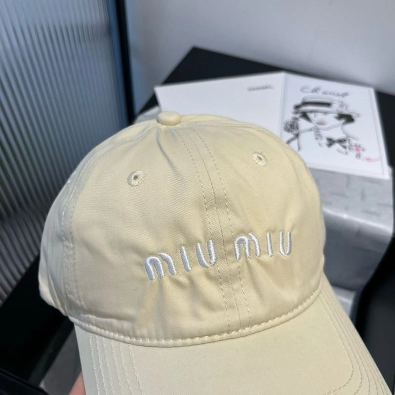 Miu Miu Caps Supportive 261118