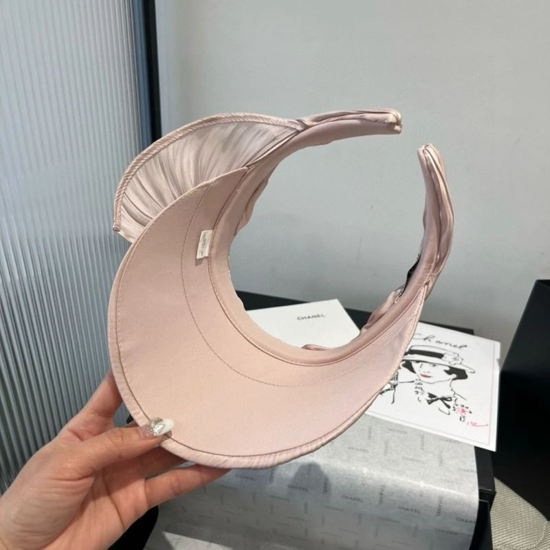 Miu Miu Caps Seasonal 261114