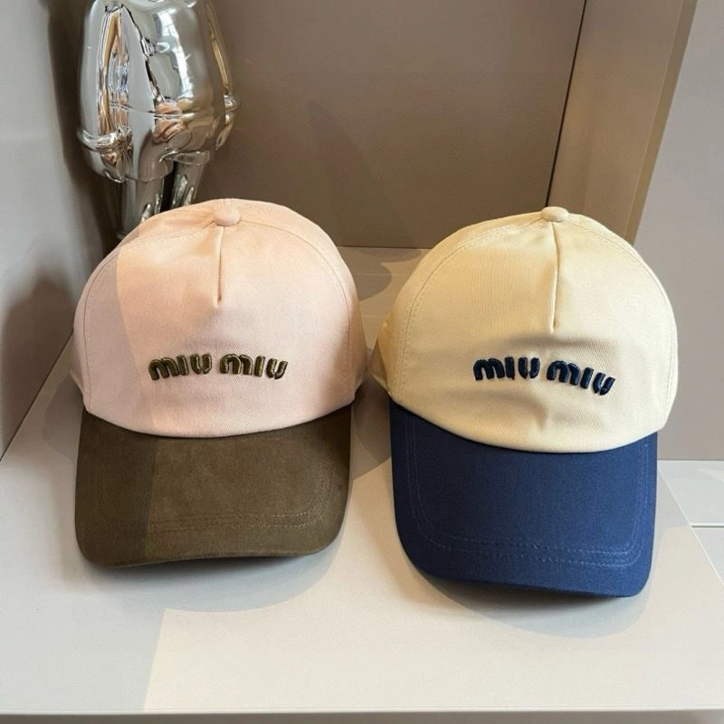 Miu Miu Caps Bold 261130