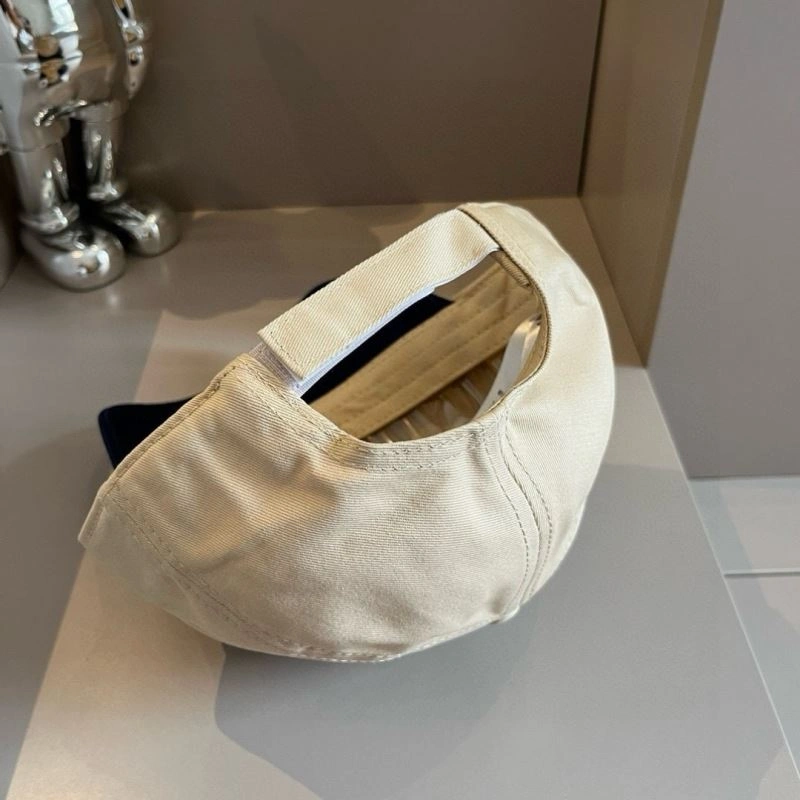 Miu Miu Caps MoistureWicking 261126