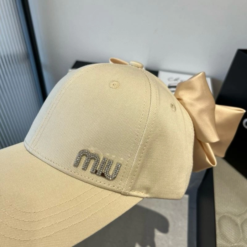 Miu Miu Caps Premium 261128