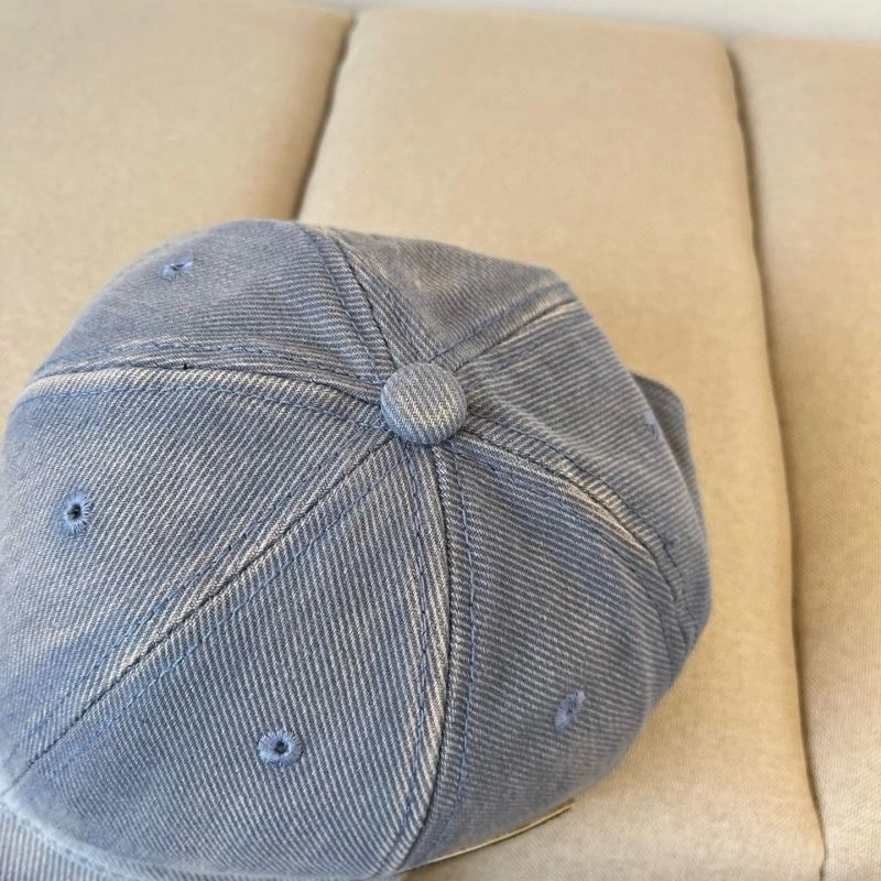 Miu Miu Caps Unisex 257767