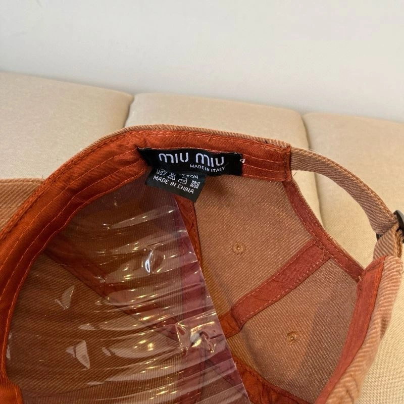 Miu Miu Caps SoftTouch 257765