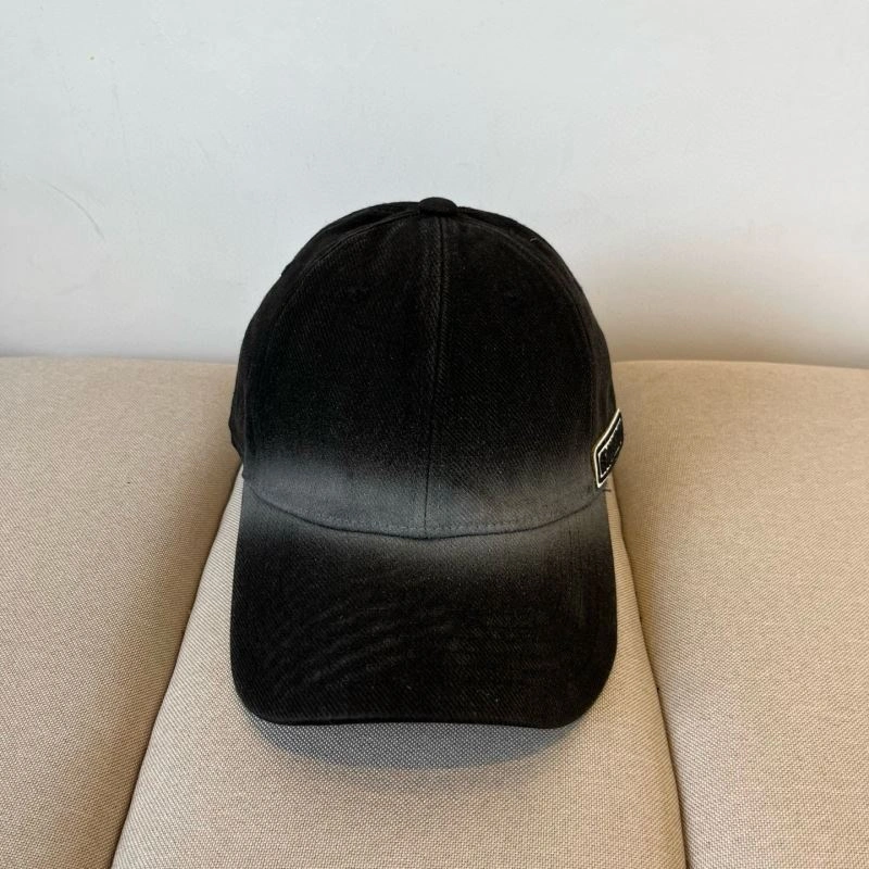 Miu Miu Caps Vibrant 257762