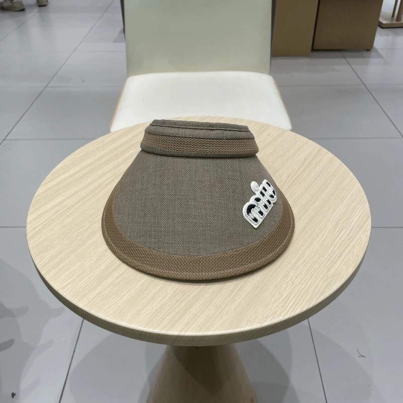 Miu Miu Caps ModernLook 257757