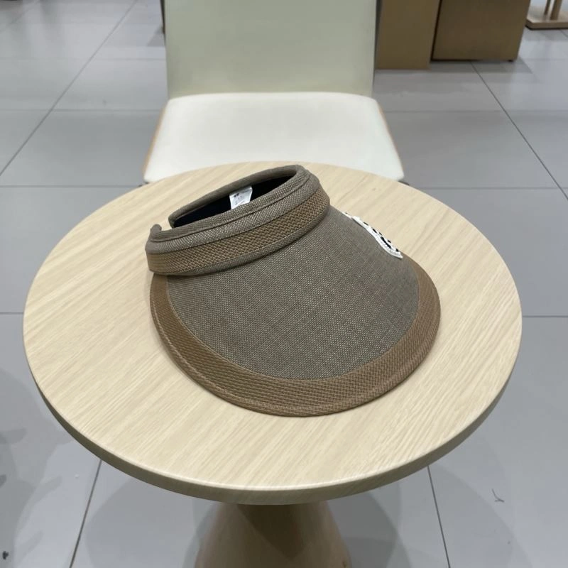 Miu Miu Caps ModernLook 257757