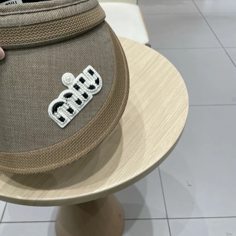 Miu Miu Caps ModernLook 257757