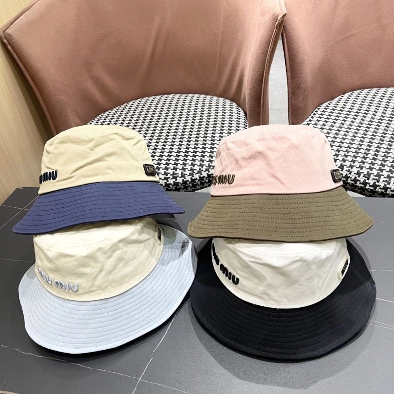 Miu Miu Caps ZipUp 257737