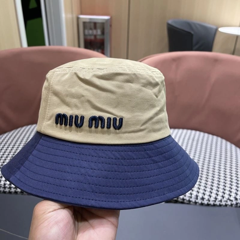 Miu Miu Caps ZipUp 257737