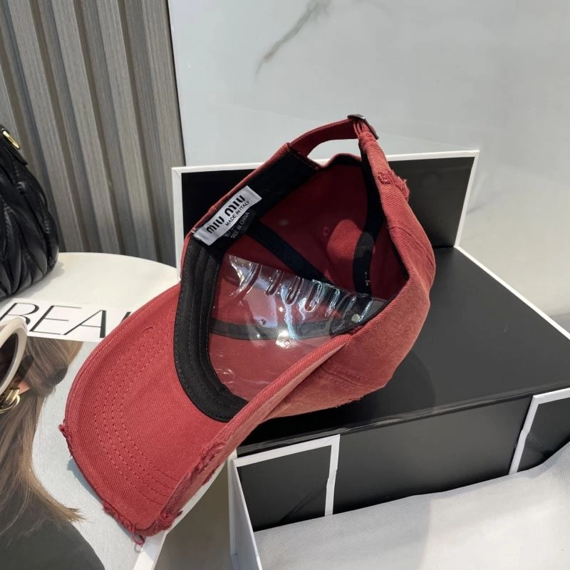 Miu Miu Caps Vibrant 257727