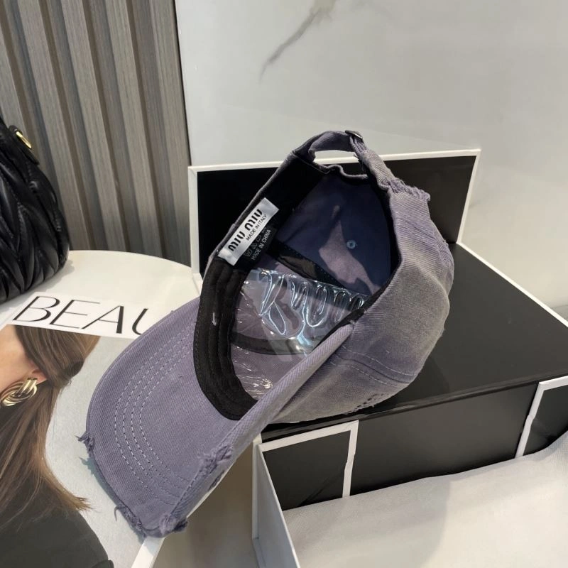 Miu Miu Caps Premium 257728