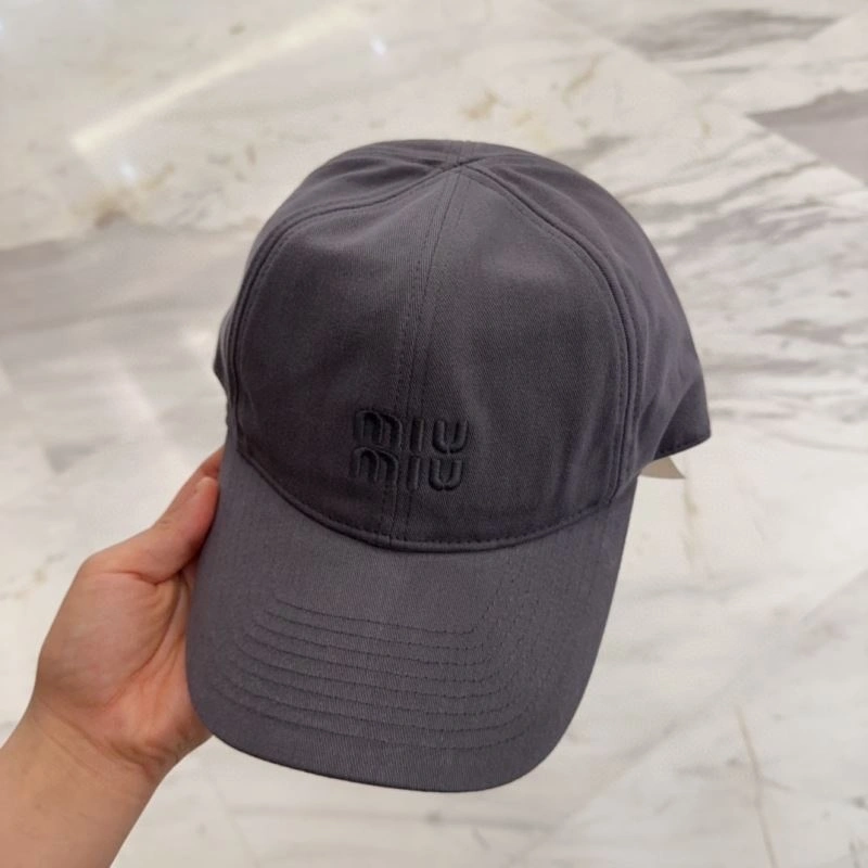 Miu Miu Caps Sophisticated 257722