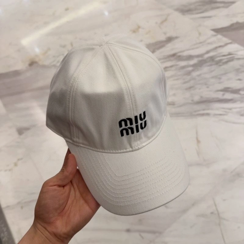 Miu Miu Caps Durable 257706