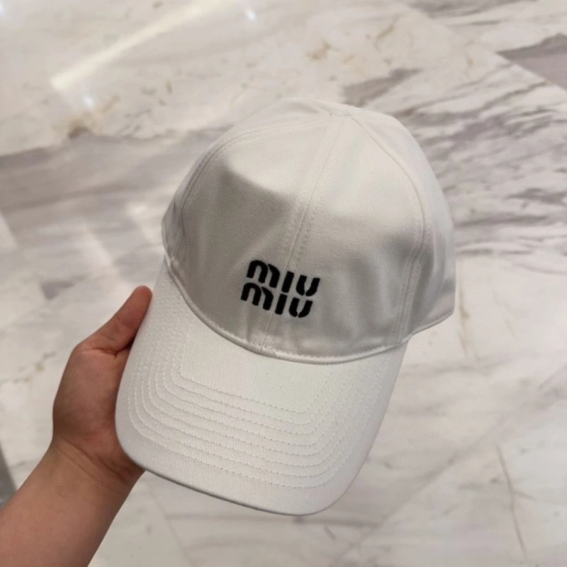Miu Miu Caps Durable 257706