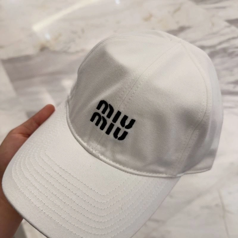 Miu Miu Caps Durable 257706