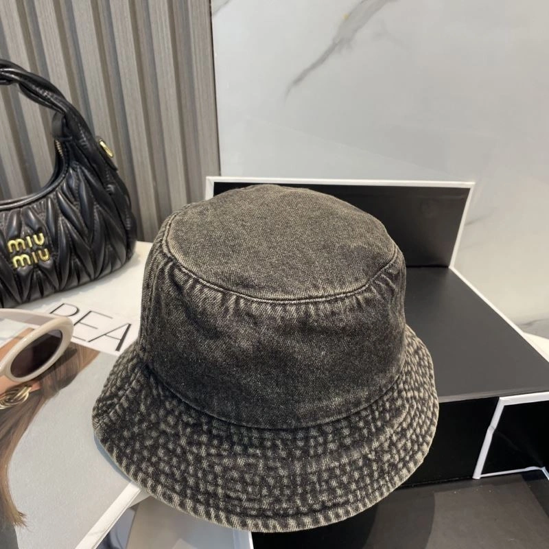 Miu Miu Caps OnTrend 257707