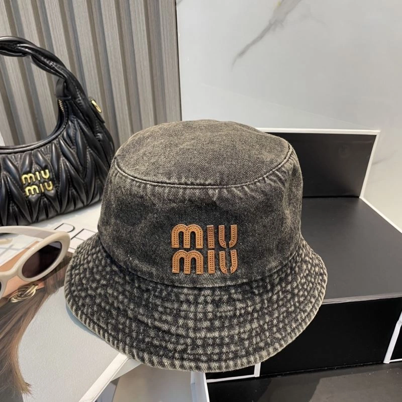 Miu Miu Caps OnTrend 257707