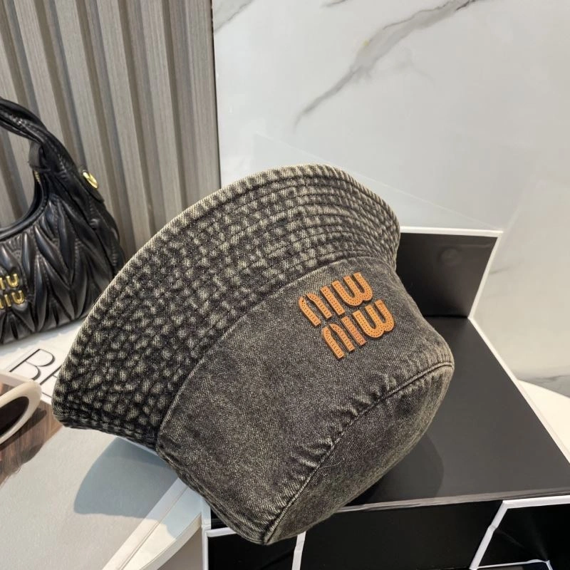 Miu Miu Caps OnTrend 257707
