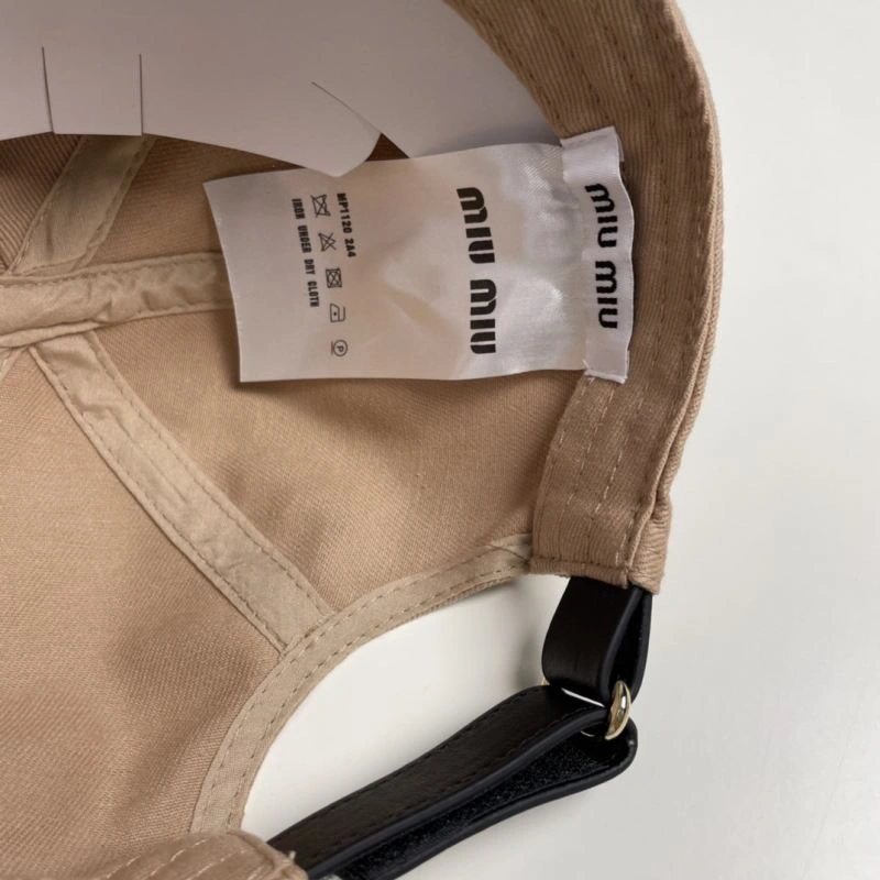 Miu Miu Caps Trendy 257709