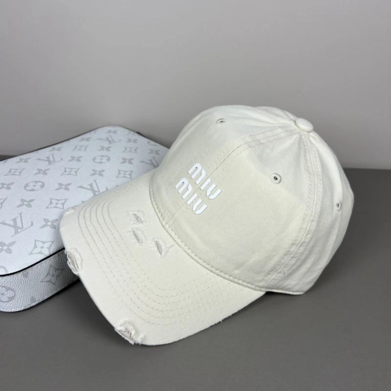 WellDesigned Miu Miu Caps 257718