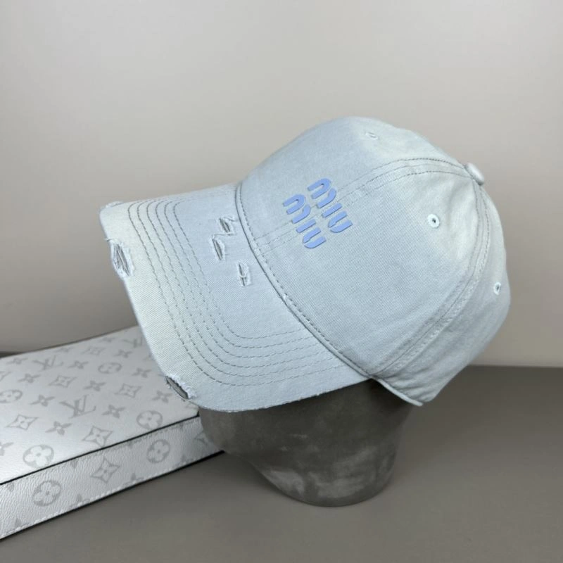 Miu Miu Caps Comfortable 257715