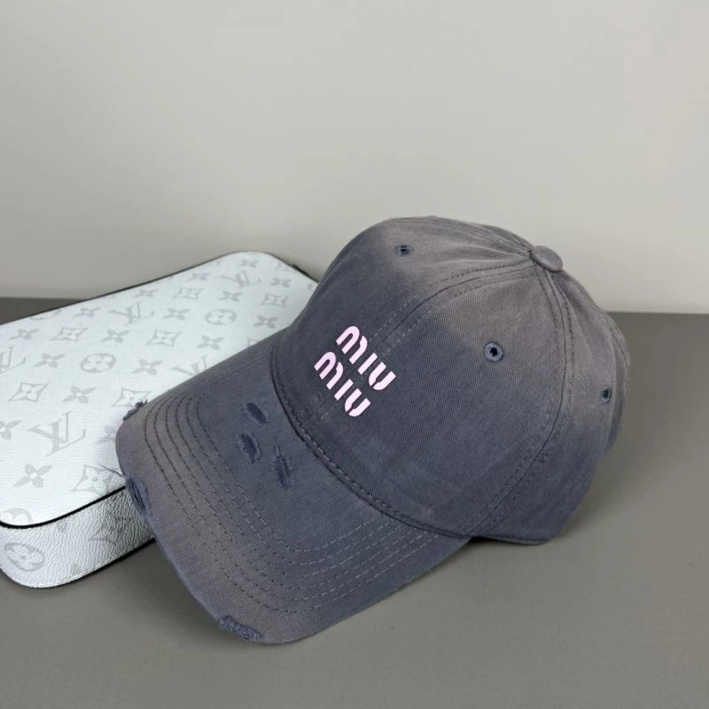 Miu Miu Caps Elegant 257683