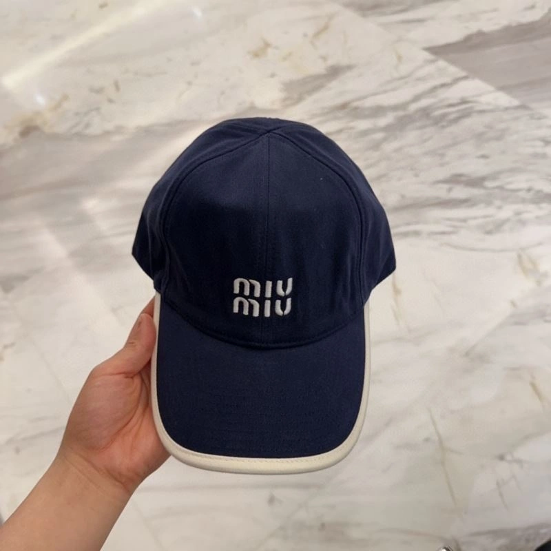 Miu Miu Caps DailyWear 257661