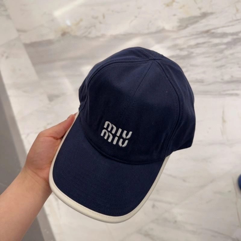 Miu Miu Caps DailyWear 257661