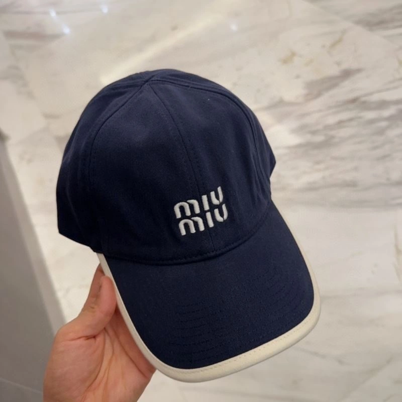 Miu Miu Caps DailyWear 257661