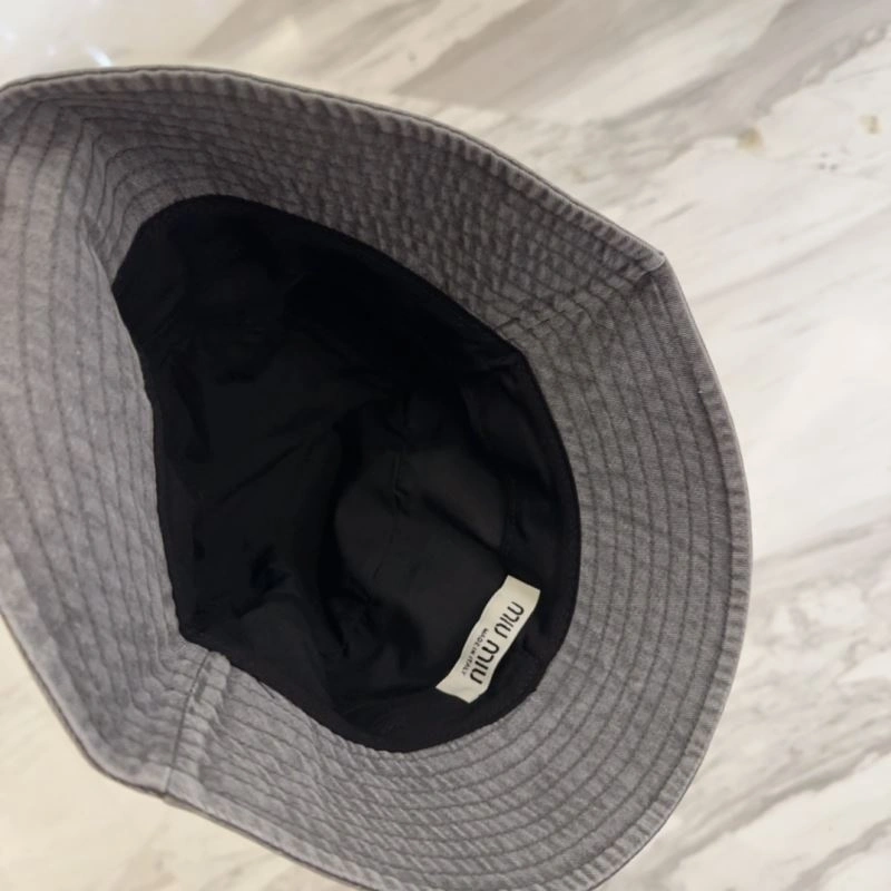 Miu Miu Caps Refined 257660