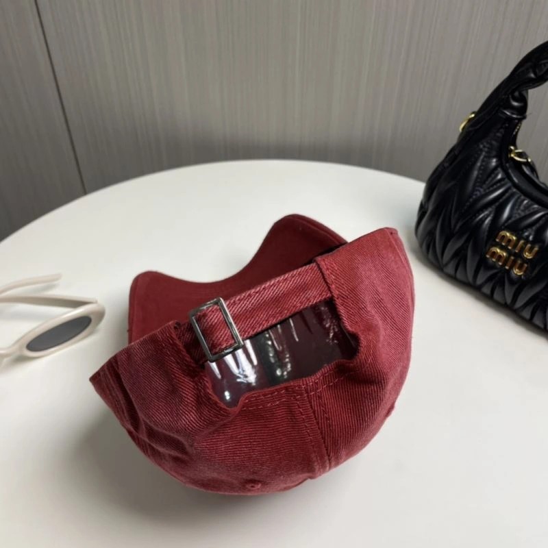 Miu Miu Caps ModernLook 257666