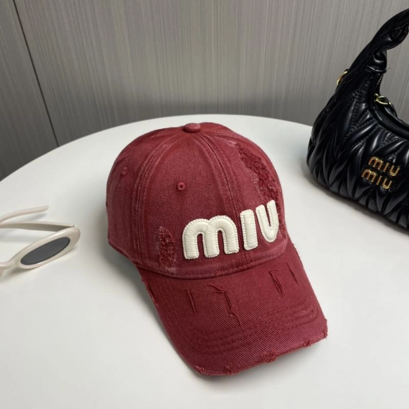 Miu Miu Caps ModernLook 257666
