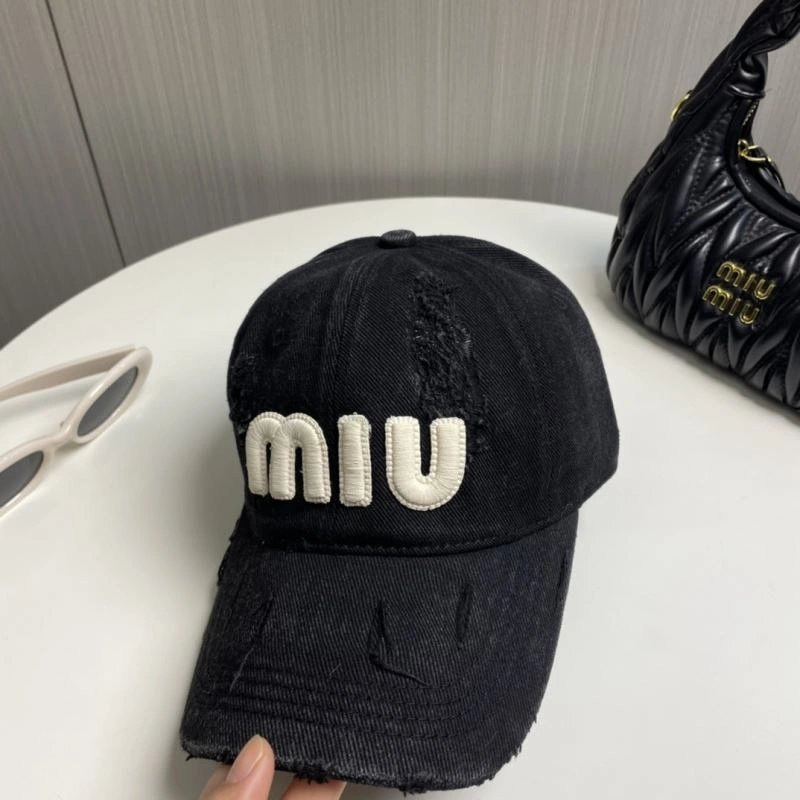 MoistureWicking Miu Miu Caps 257652