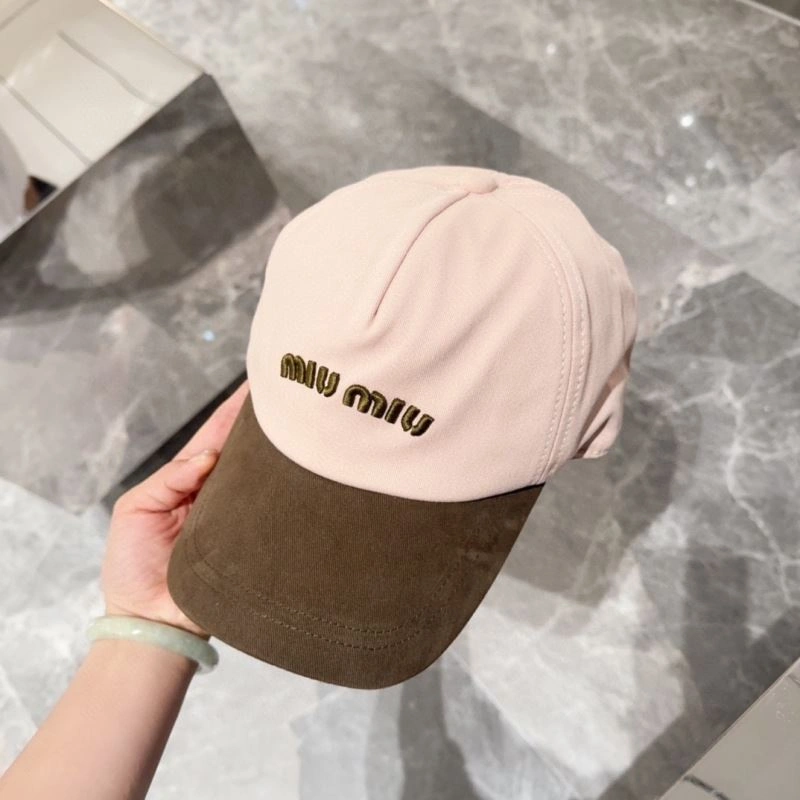 Miu Miu Caps Versatile 257655