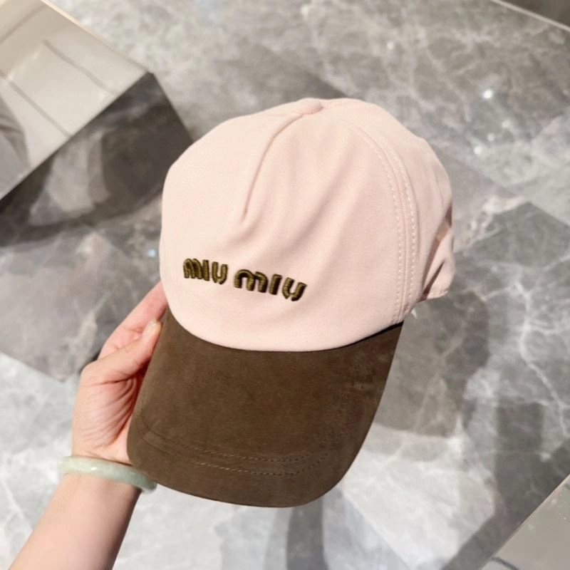 Miu Miu Caps Versatile 257655